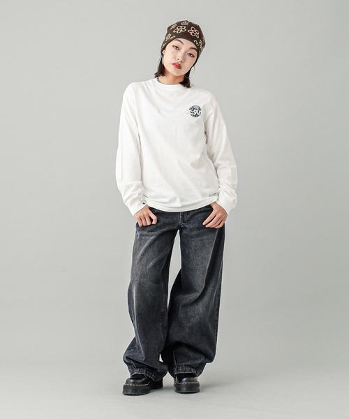 X-girl（エックスガール）の「GLOBE MILLS LOGO L/S TEE（Tシャツ/カットソー・レディース・ブラック/ホワイト/ブラウン・S/M/L/XL）」の6枚目の写真