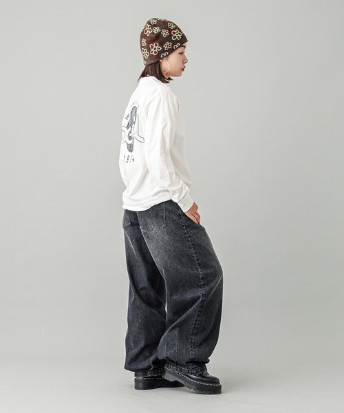 X-girl（エックスガール）の「GLOBE MILLS LOGO L/S TEE（Tシャツ/カットソー・レディース・ブラック/ホワイト/ブラウン・S/M/L/XL）」の7枚目の写真