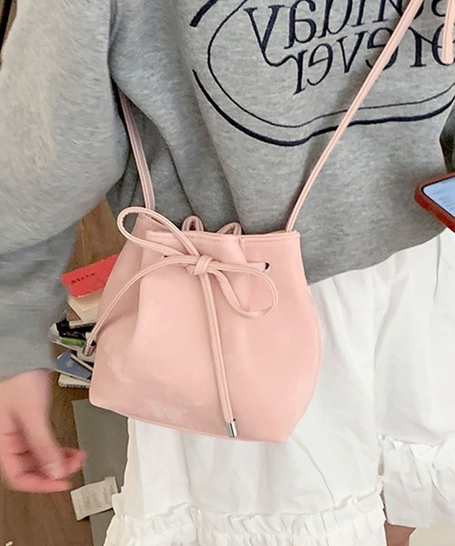 florist(フローリスト)の「スムースレザーリボンショルダーバック/巾着ポシェット(ショルダーバッグ・レディース・オフホワイト/ピンク/シルバー/ブラック・FREE)」の10枚目の写真