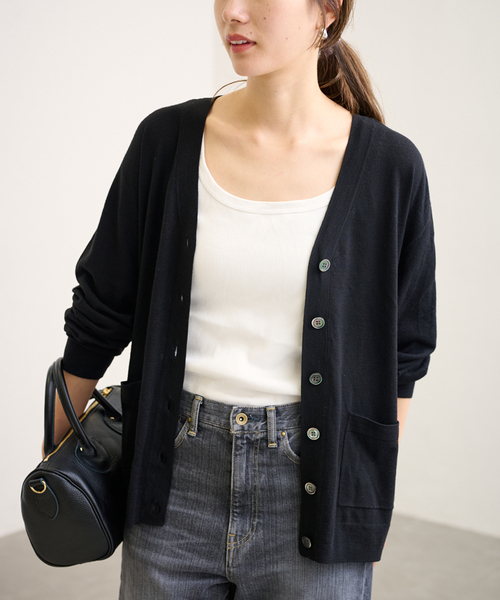 FRAMeWORK(フレームワーク)の「≪追加≫イタリアヤーン basic Vネックカーディガン(カーディガン/ボレロ・レディース・ベージュ/ブラック/ライトグレー・FREE)」の15枚目の写真