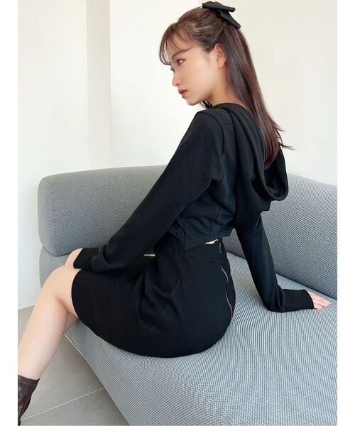 RESEXXY（リゼクシー）の「スウェットフーディワンピース（ワンピース・レディース・パープル/ホワイト/ブラック・SMALL/MEDIUM）」の22枚目の写真