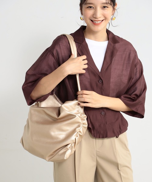 FOUND GOOD(ファウンドグッド)の「PUサイドシャーリングBAG(ショルダーバッグ・レディース・アイボリー/ブラック/グレー系2/ベージュ・FREE)」の7枚目の写真