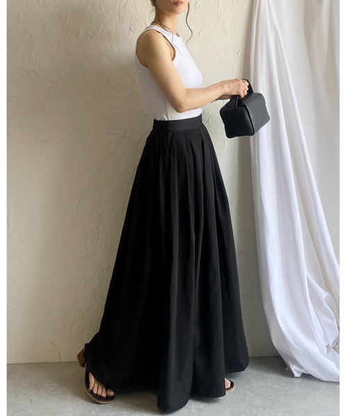 She's Closet(シーズクローゼット)の「Aラインハイウエストタック入りタフタボリュームフレアロングスカート(スカート・レディース・カーキ/ブラック/ベージュ/グレー・FREE)」の9枚目の写真