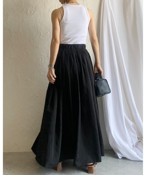 She's Closet(シーズクローゼット)の「Aラインハイウエストタック入りタフタボリュームフレアロングスカート(スカート・レディース・カーキ/ブラック/ベージュ/グレー・FREE)」の8枚目の写真