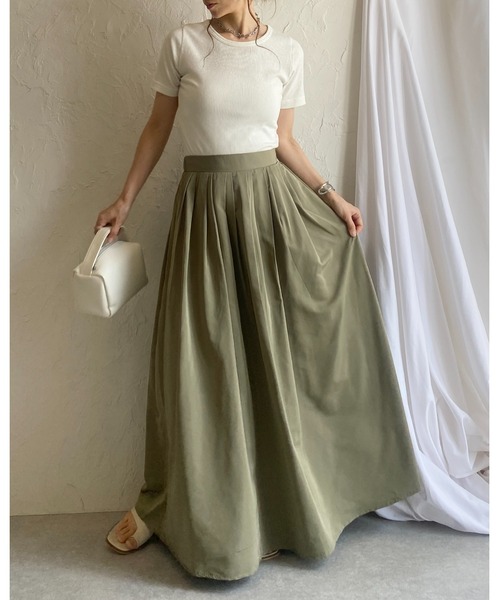 She's Closet(シーズクローゼット)の「Aラインハイウエストタック入りタフタボリュームフレアロングスカート(スカート・レディース・カーキ/ブラック/ベージュ/グレー・FREE)」の18枚目の写真