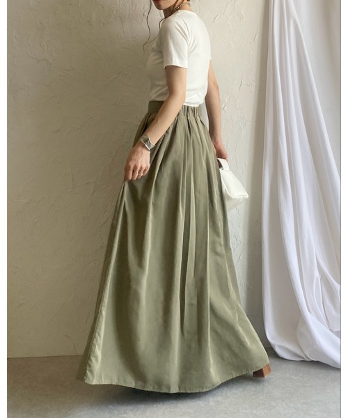 She's Closet(シーズクローゼット)の「Aラインハイウエストタック入りタフタボリュームフレアロングスカート(スカート・レディース・カーキ/ブラック/ベージュ/グレー・FREE)」の15枚目の写真