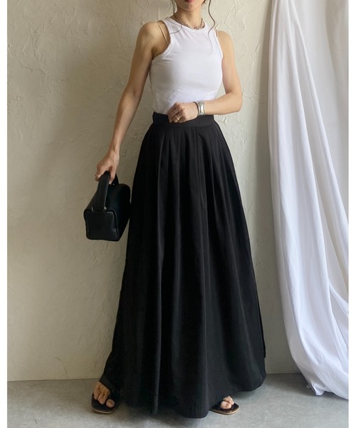 She's Closet(シーズクローゼット)の「Aラインハイウエストタック入りタフタボリュームフレアロングスカート(スカート・レディース・カーキ/ブラック/ベージュ/グレー・FREE)」の14枚目の写真