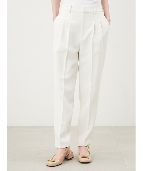 Mila Owen（ミラオーウェン）の「後ろゴム2タックテーパードパンツ【手洗い可能】（その他パンツ・レディース・キャメル/アイボリー/ブラック・0/1）」の10枚目の写真