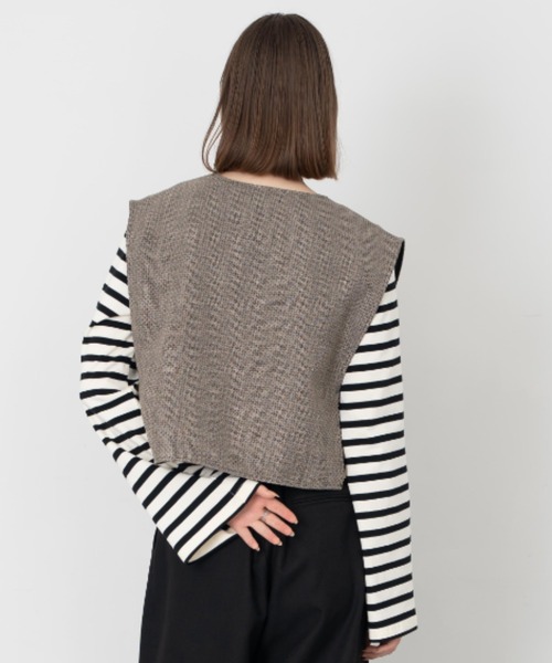 Formeque(フォルミーク)の「【Formeque】アシンメトリーベスト(ベスト・レディース・ベージュ/ブラック・FREE)」の13枚目の写真