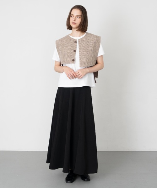 Formeque(フォルミーク)の「【Formeque】アシンメトリーベスト(ベスト・レディース・ベージュ/ブラック・FREE)」の4枚目の写真