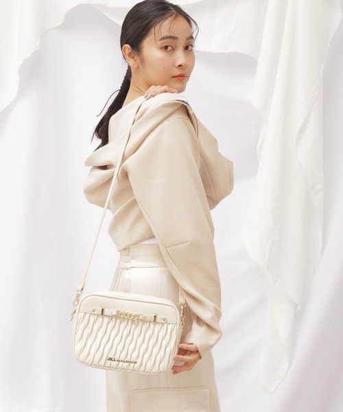 JILL by JILL STUART（ジルバイジルスチュアート）の「パフィーポシェット（ショルダーバッグ・レディース・ホワイト/ブラック/ピンク系その他5/ベージュ・FREE）」の8枚目の写真