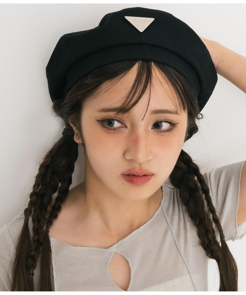 ANAP GiRL(アナップガール)の「【ティーンズライン】シルバープレート付きベレー帽(ハンチング/ベレー帽・キッズ・ホワイト/ブラック・FREE)」の6枚目の写真