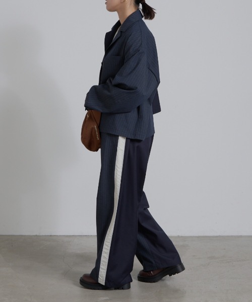 etsinta（エシンタ）の「【etsinta/エシンタ】リメイクサイドライントラウザー（スラックス・レディース・ネイビー/ベージュ・ONE SIZE）」の13枚目の写真