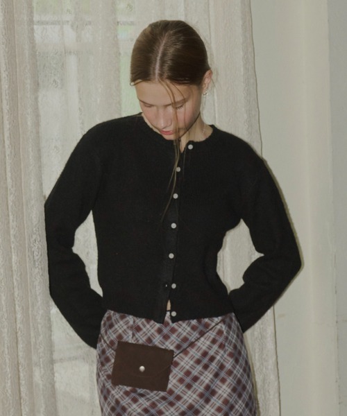 GIUNON（ジウノン）の「4way suede mini pouch / 4way スエードミニポーチ（ショルダーバッグ・レディース・ブルー/ブラック/ミント/ホワイト/ブラウン/ピンク・FREE）」の15枚目の写真