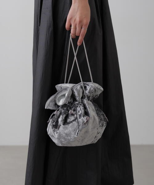 FREE'S MART(フリーズマート)の「◆プチリボン巾着バッグ(ハンドバッグ・レディース・グレー/ブラック・フリ-)」の10枚目の写真