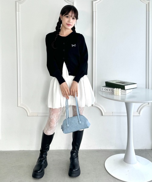 Loueme(ルエム)の「リボン刺繍ワンポイントカーディガン(カーディガン/ボレロ・レディース・グレー/ブラック/ライトブルー・FREE)」の16枚目の写真