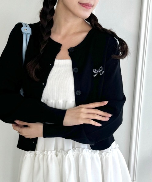 Loueme(ルエム)の「リボン刺繍ワンポイントカーディガン(カーディガン/ボレロ・レディース・グレー/ブラック/ライトブルー・FREE)」の11枚目の写真