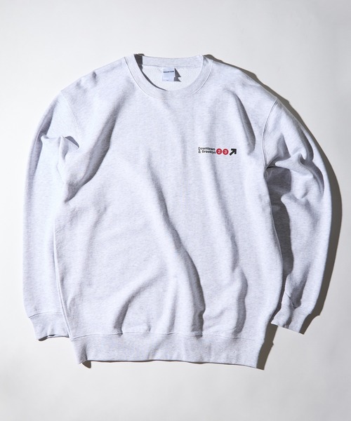 MAISON CLUB(メゾンクラブ)の「【MAISON CLUB】METRO LOGO SWEATER /ワンポイントロゴスウェット METRO LOGO/NEWYORK BROOKLYN MLB(スウェット・メンズ・ブラック/グレー/ホワイト・XL/L)」の5枚目の写真