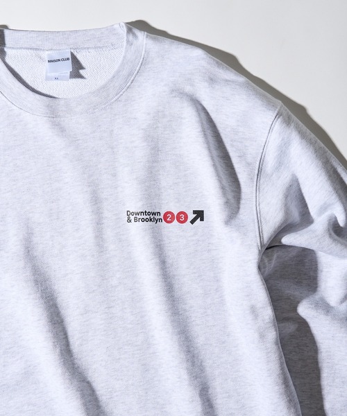 MAISON CLUB(メゾンクラブ)の「【MAISON CLUB】METRO LOGO SWEATER /ワンポイントロゴスウェット METRO LOGO/NEWYORK BROOKLYN MLB(スウェット・メンズ・ブラック/グレー/ホワイト・XL/L)」の6枚目の写真