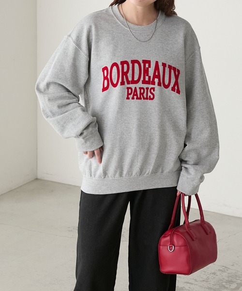 GILDAN（ギルダン）の「GILDAN アソートロゴ オーバーサイズ裏起毛スウェットプルオーバー（スウェット・レディース・チャコールグレー/レッド/ブラック/ネイビー/アッシュグレー/オフホワイト/杢グレー/トップグレー/ブラウン・L/M/S）」の12枚目の写真