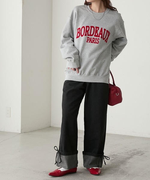 GILDAN（ギルダン）の「GILDAN アソートロゴ オーバーサイズ裏起毛スウェットプルオーバー（スウェット・レディース・チャコールグレー/レッド/ブラック/ネイビー/アッシュグレー/オフホワイト/杢グレー/トップグレー/ブラウン・L/M/S）」の16枚目の写真