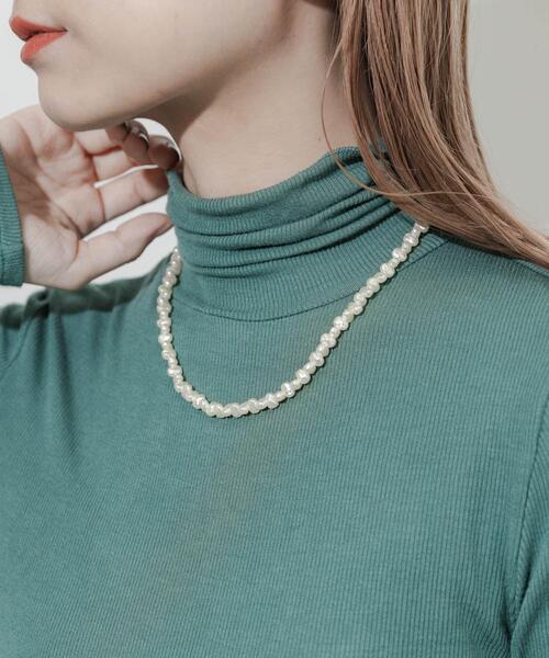 SMELLY（スメリー）の「イビツパールネックレス（ネックレス・レディース・アイボリー・-）」の6枚目の写真
