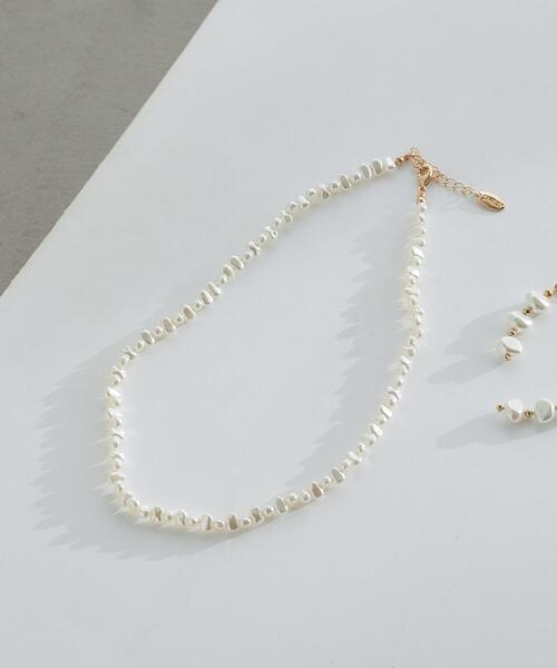 SMELLY（スメリー）の「イビツパールネックレス（ネックレス・レディース・アイボリー・-）」の5枚目の写真