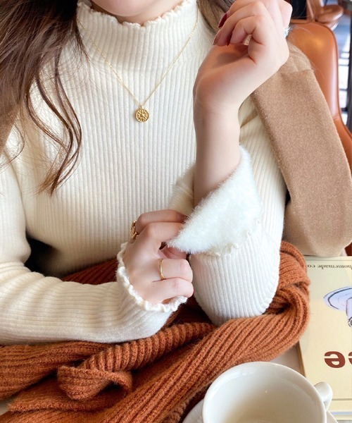 by LEGNA(バイレグナ)の「裏起毛メロウモックネックニット(ニット/セーター・レディース・ブラック/グレー/ホワイト/ベージュ/モカ・FREE)」の6枚目の写真