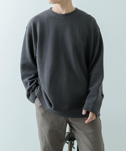 ITEMS URBANRESEARCH(アイテムズ アーバンリサーチ)の「粗針WAFFLE裏起毛クルーネック トップス(スウェット・メンズ・オートミール/チャコールグレー/グレー系その他・MEDIUM/LARGE)」の7枚目の写真