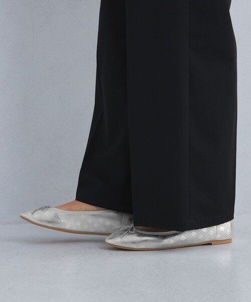 green label relaxing(グリーンレーベルリラクシング)の「ラウンド バレエシューズ / フラットシューズ(バレエシューズ・レディース・シルバー/その他1/ブラック・24.5cm/24cm/23.5cm/22.5cm/25cm/23cm)」の5枚目の写真