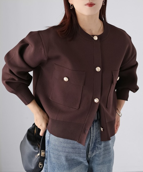 Riberry(リベリー)の「スポンディッシュ金ボタンショートカーデ(カーディガン/ボレロ・レディース・オフホワイト/ブラック/グレイッシュベージュ/ブラウン・FREE)」の10枚目の写真