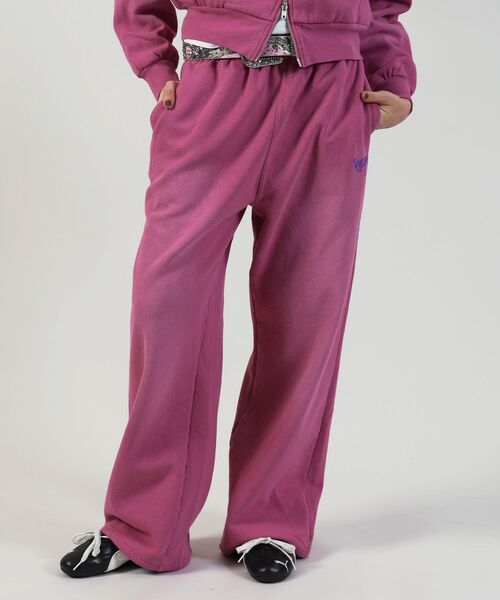 【SEQUENZ（シークエンズ）】LOGO APPLIQUE SWEAT PANTS / フェード スウェット オーバーサイズ ヴィンテージライク 裏起毛 ≪SET UP着用可能≫（スウェットパンツ）｜SEQUENZ（シークエンズ）