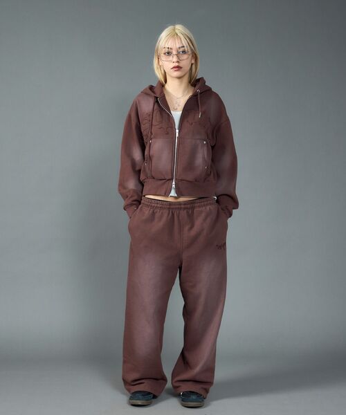 【SEQUENZ（シークエンズ）】LOGO APPLIQUE SWEAT PANTS / フェード スウェット オーバーサイズ ヴィンテージライク 裏起毛 ≪SET UP着用可能≫（スウェットパンツ）｜SEQUENZ（シークエンズ）