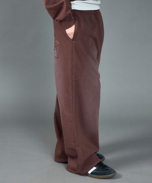 【SEQUENZ（シークエンズ）】LOGO APPLIQUE SWEAT PANTS / フェード スウェット オーバーサイズ ヴィンテージライク 裏起毛 ≪SET UP着用可能≫（スウェットパンツ）｜SEQUENZ（シークエンズ）