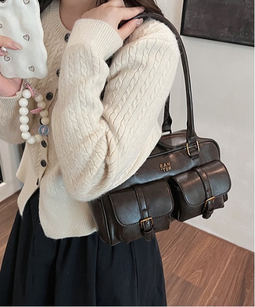 バッグ vintage real leather messenger bag y2k セール】Y2K レトロ バックルデザインBAG / 500mlペットボトル収納可能