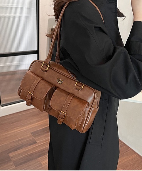FREE STYLISTS(フリー スタイリスト)の「Y2K レトロ バックルデザインBAG / 500mlペットボトル収納可能(ショルダーバッグ・レディース・ブラウン/ダークブラウン/ブラック・FREE)」の15枚目の写真
