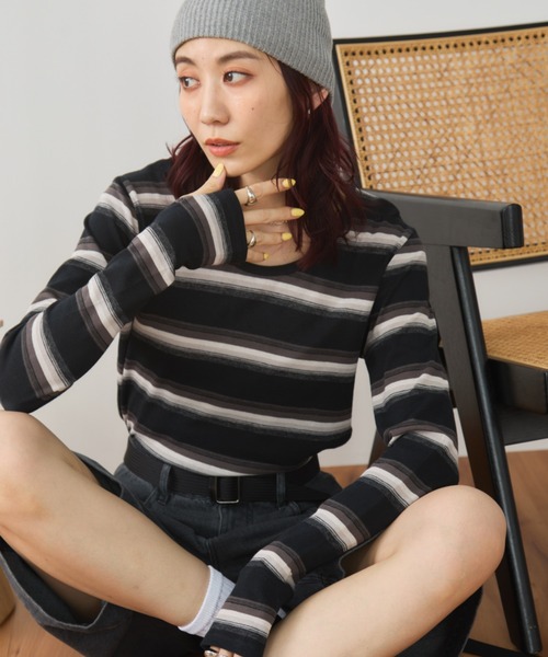 Auntie Rosa Holiday(アンティローザホリデー)の「マルチボーダーフィットロングスリーブTEE(Tシャツ/カットソー・レディース・オフホワイト/ブラック・FREE)」の13枚目の写真