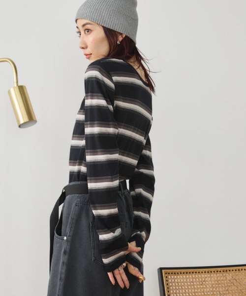 Auntie Rosa Holiday(アンティローザホリデー)の「マルチボーダーフィットロングスリーブTEE(Tシャツ/カットソー・レディース・オフホワイト/ブラック・FREE)」の17枚目の写真