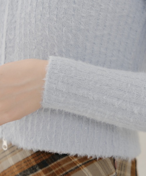 Another Branch olive des olive（アナザーブランチオリーブデオリーブ）の「ラメフェザーＷＺＩＰニット（ニット/セーター・レディース・サックスブルー/アイボリー/ラベンダー/スミクロ・FREE）」の6枚目の写真