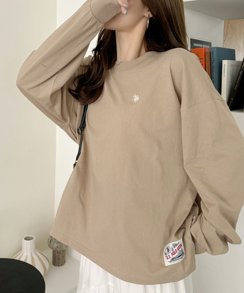 U.S. POLO ASSN.(ユーエスポロアッスン)の「U.S. POLO ASSN. 裾タグ 袖口リブ ロンT(Tシャツ/カットソー・レディース・スミクロ/アイボリー/ベージュ・L/M/S)」の19枚目の写真