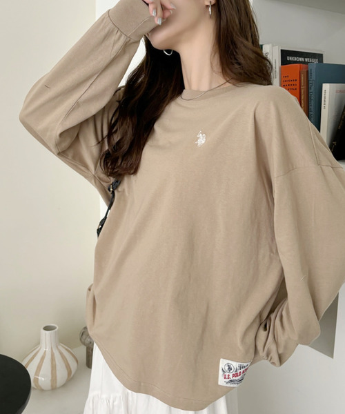 U.S. POLO ASSN.(ユーエスポロアッスン)の「U.S. POLO ASSN. 裾タグ 袖口リブ ロンT(Tシャツ/カットソー・レディース・スミクロ/アイボリー/ベージュ・L/M/S)」の8枚目の写真
