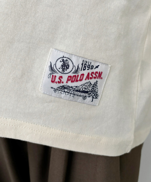 U.S. POLO ASSN.(ユーエスポロアッスン)の「U.S. POLO ASSN. 裾タグ 袖口リブ ロンT(Tシャツ/カットソー・レディース・スミクロ/アイボリー/ベージュ・L/M/S)」の11枚目の写真