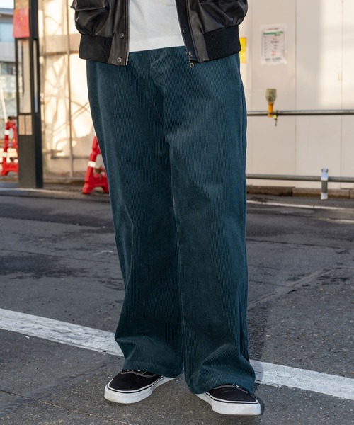 Subciety（サブサエティ）の「Corduroy wide pants（その他パンツ・メンズ・ブラック/オフホワイト/グレー/ダークグリーン/ネイビー・マルチサイズ）」の4枚目の写真
