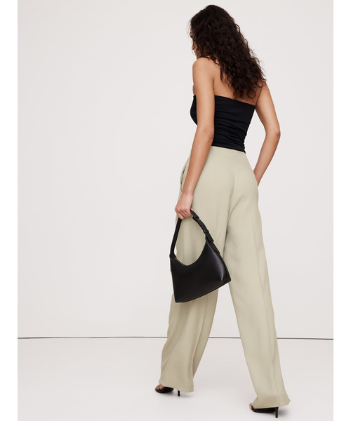 Banana Republic（バナナリパブリック）の「ウルトラハイライズ ワイドレッグパンツ（その他パンツ・レディース・ネイビー/グリーン・2/0/4/6/8）」の4枚目の写真