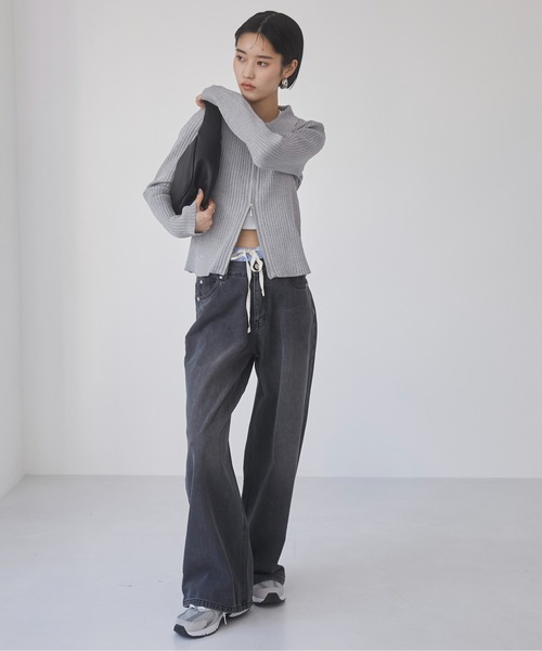 ANGIE(アンジー)の「ダブルウエスト デニムパンツ(デニムパンツ・レディース・ブラック/サックスブルー・SMALL/MEDIUM)」の4枚目の写真