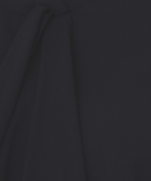 index(インデックス)の「《美人百花掲載》アシンメトリーボウタイブラウス【洗濯機洗い可/防シワ】(シャツ/ブラウス・レディース・ベージュ系その他6/ネイビー/オフホワイト/サックスブルー・42/38/36/40)」の12枚目の写真