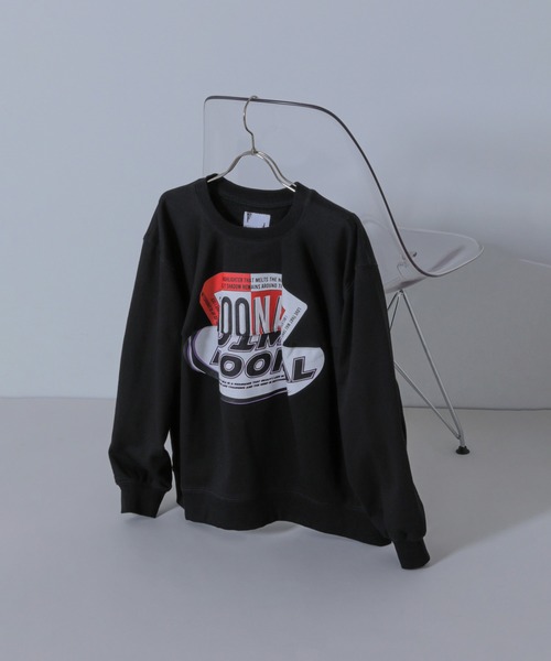 ROSE BUD(ローズバッド)の「(OKIRAKU×ROSEBUD)PANEL GRAPHIC SWEAT(スウェット・レディース・ブラック/グレー・ONE SIZE)」の10枚目の写真