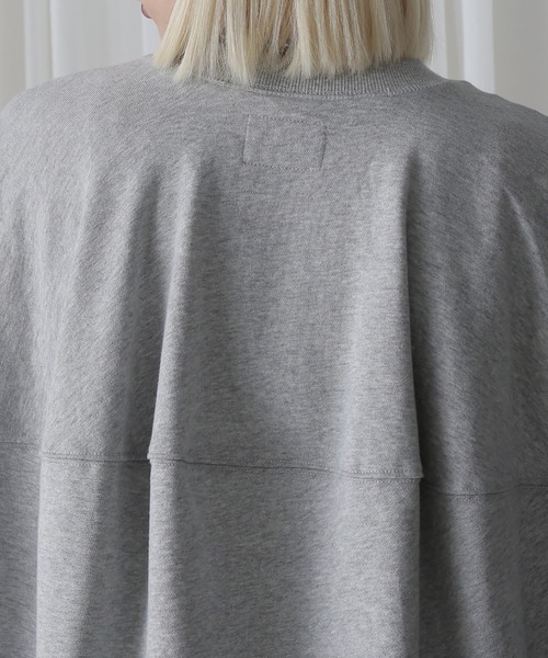 ROSE BUD(ローズバッド)の「(OKIRAKU×ROSEBUD)PANEL GRAPHIC SWEAT(スウェット・レディース・ブラック/グレー・ONE SIZE)」の21枚目の写真
