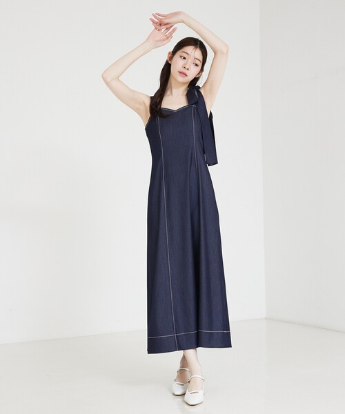 SELFIST(セルフィスト)の「【nonno掲載】4WAY デニムライクリボン付キャミワンピース 夏服 レイヤード ステッチデザイン(ワンピース・レディース・ネイビー/ベージュ/ブラック・38/36)」の15枚目の写真