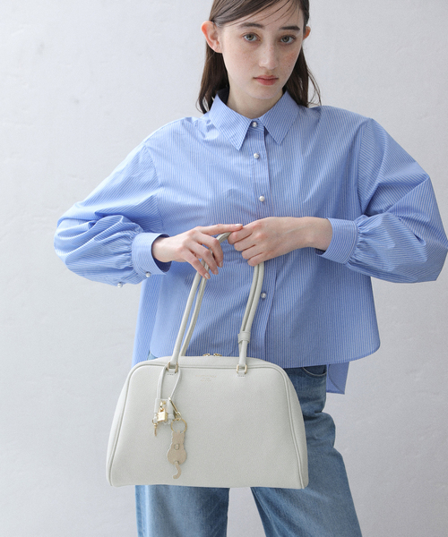 La TOTALITE(ラトータリテ)の「【CHRISTIAN VILLA/クリスチャンヴィラ】チャーム付きボストンBAG(ボストンバッグ・レディース・ブラック/アイボリー・FREE)」の10枚目の写真